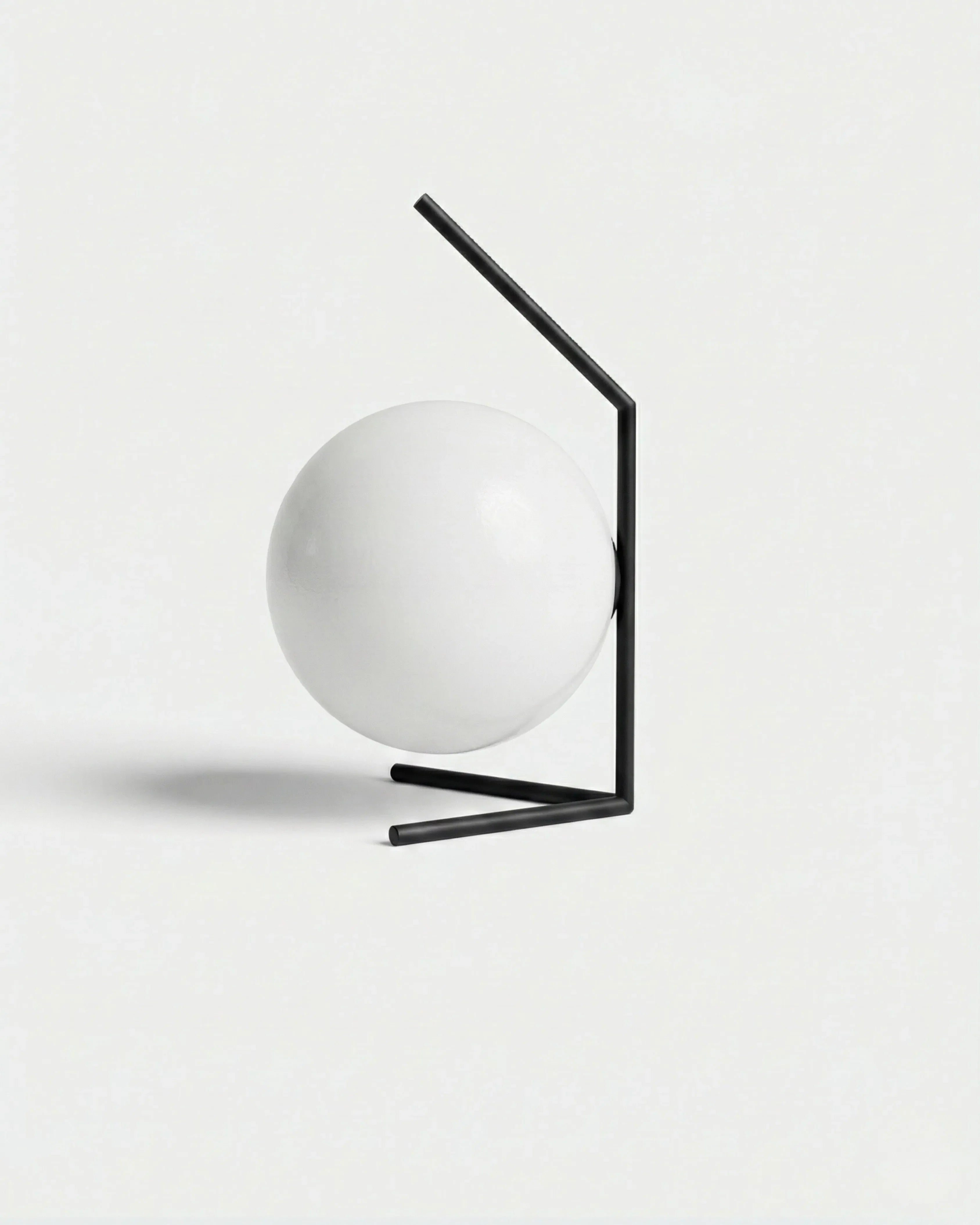Lampe de table à poser couleur noir, – modèle enna par Korven Studio.