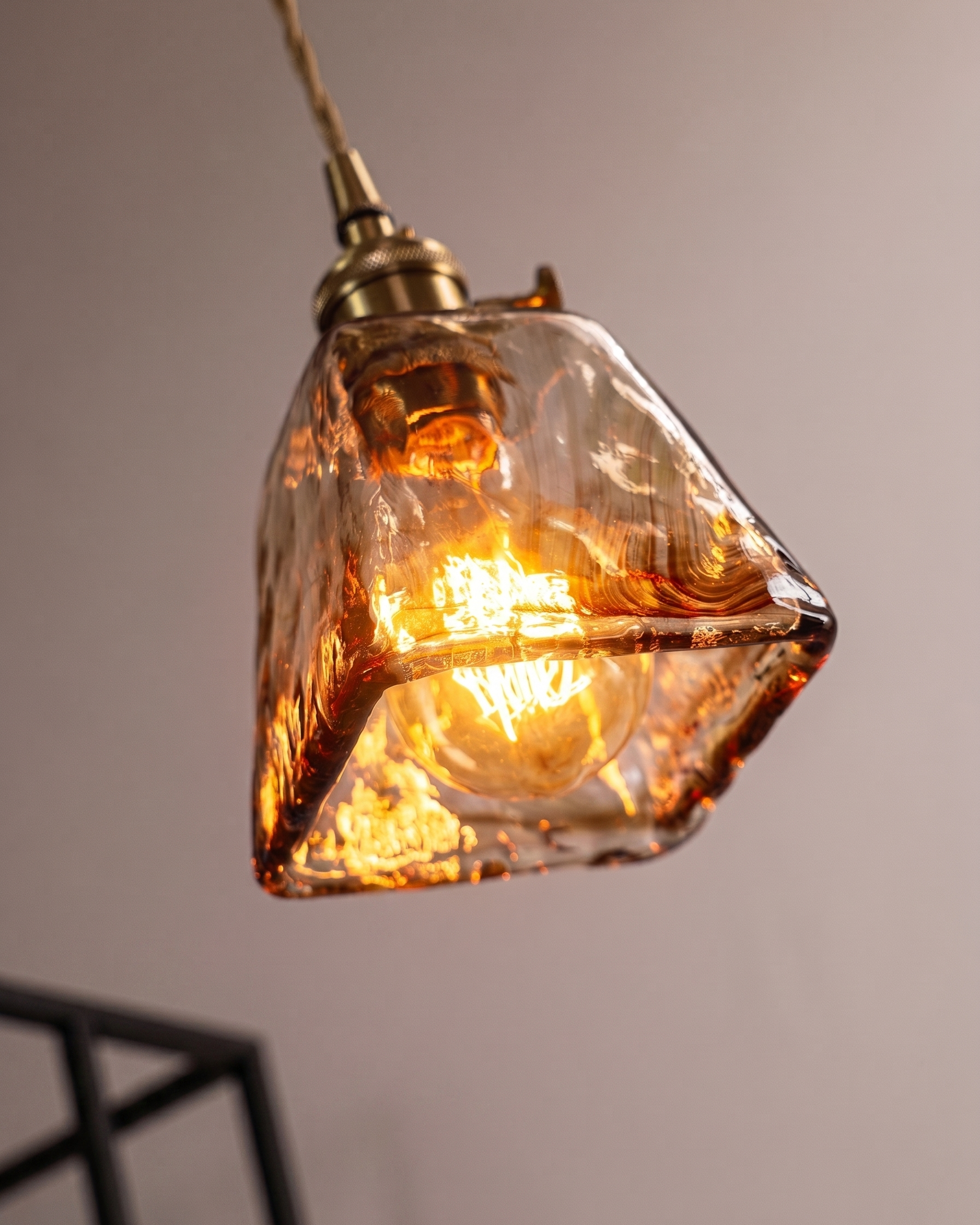 Suspension | DOURID Korven studio