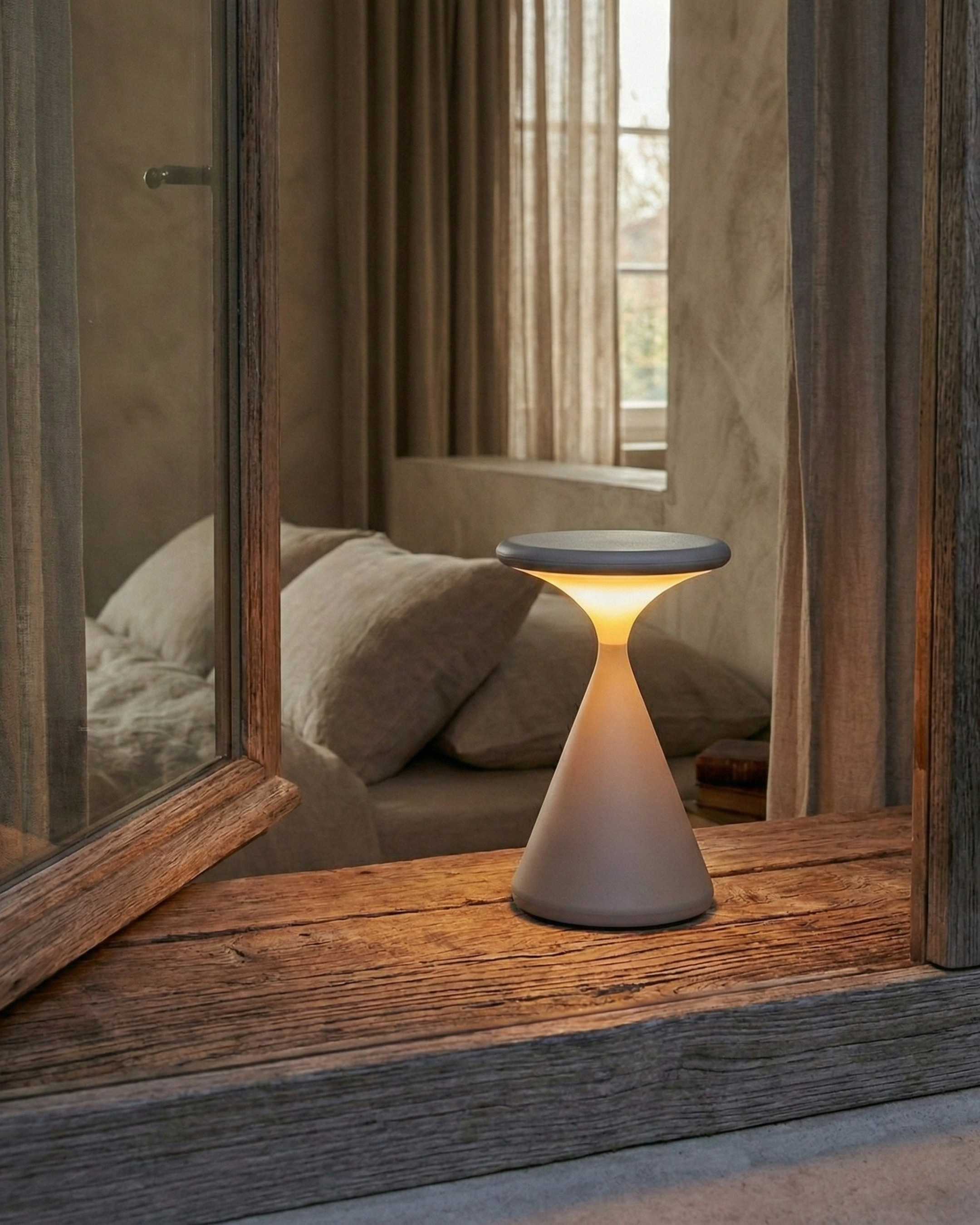 Lampe de Table Sans Fil | KONI Korven studio