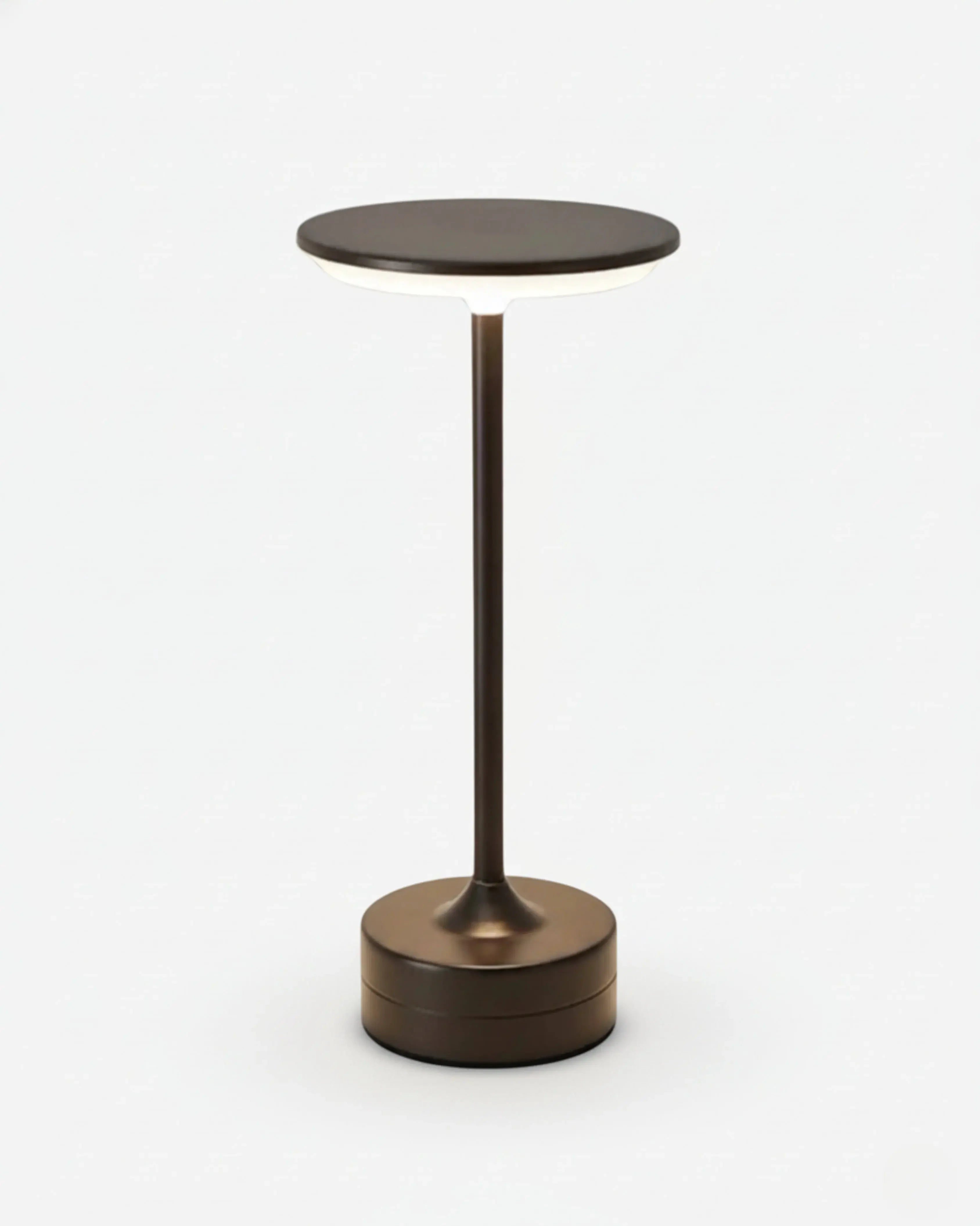 Lampe sans fil noire rechargeable – modèle Lora par Korven Studio.